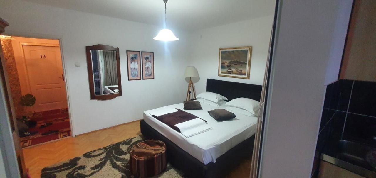בודווה Apartments Kuljaca מראה חיצוני תמונה