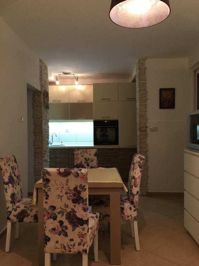 בודווה Apartments Kuljaca מראה חיצוני תמונה