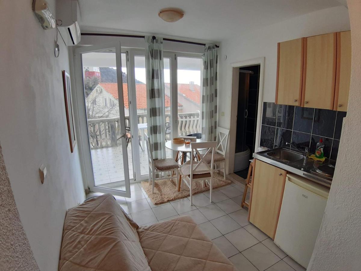בודווה Apartments Kuljaca מראה חיצוני תמונה